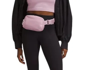 Lululemon Everywhere Belt Bag, 1L (Misty Pink)